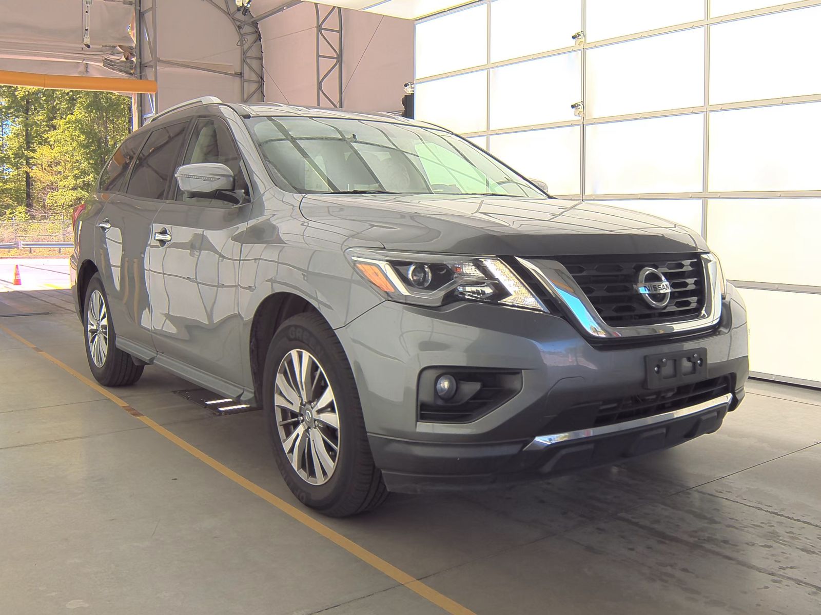 2019 Nissan Pathfinder SL FWD