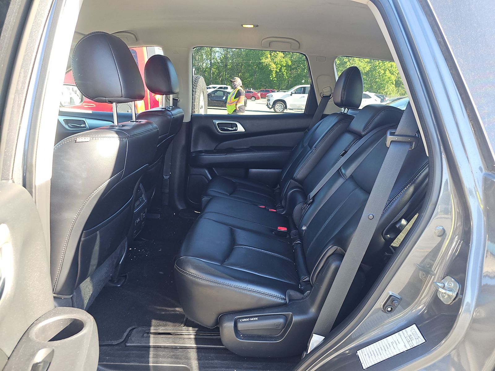 2019 Nissan Pathfinder SL FWD