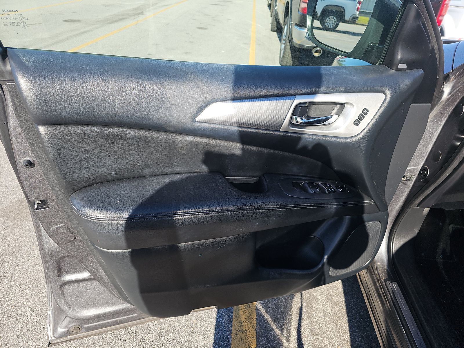 2019 Nissan Pathfinder SL FWD