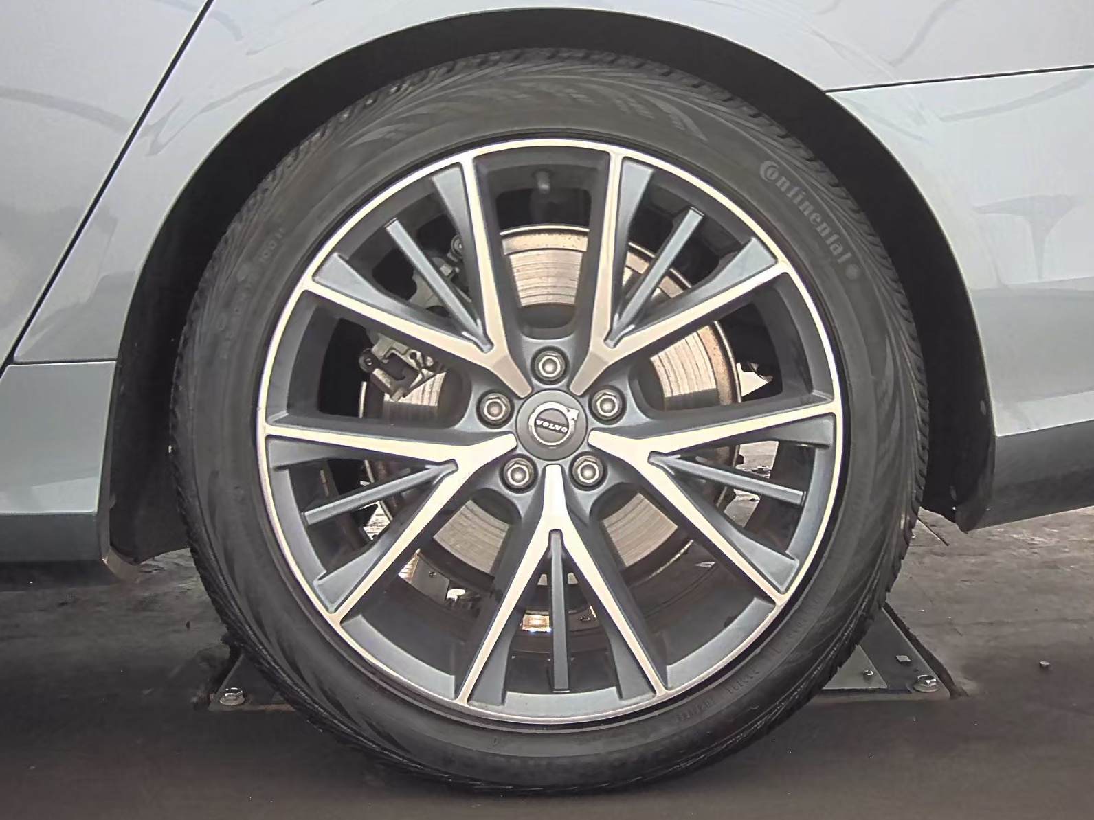 2018 Volvo S90 T5 Momentum AWD