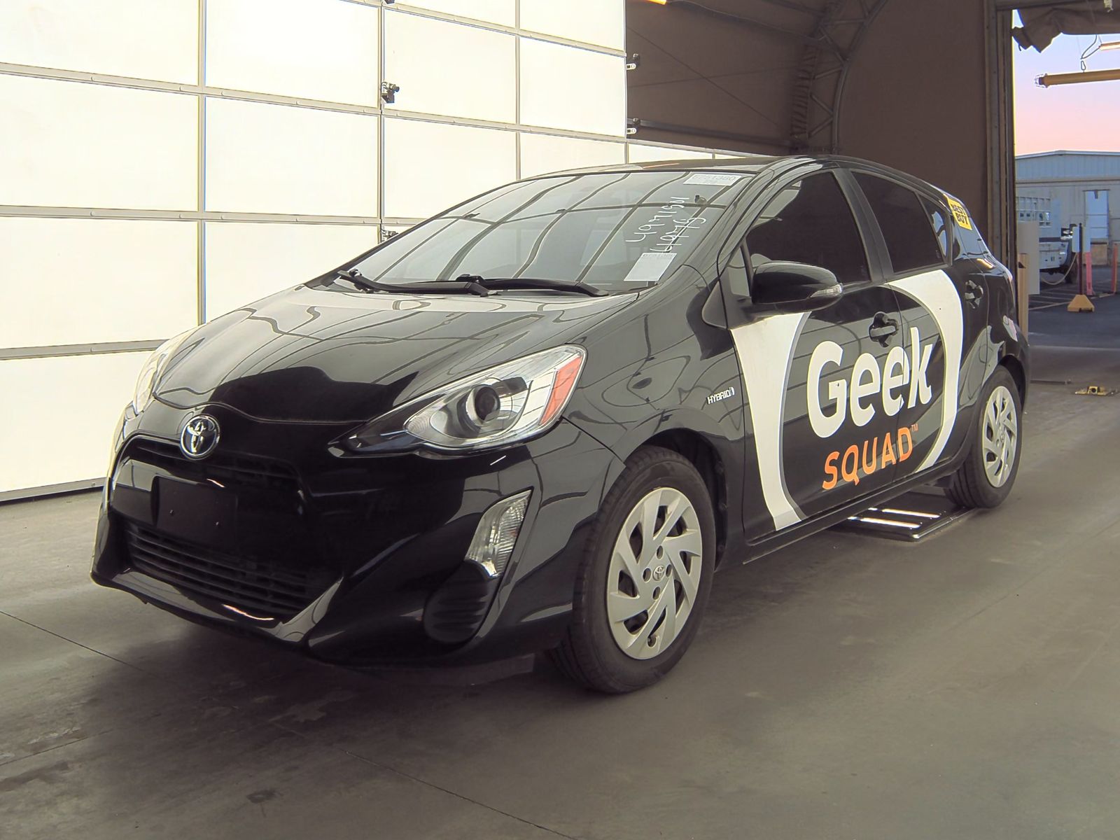 2016 Toyota Prius c Two FWD