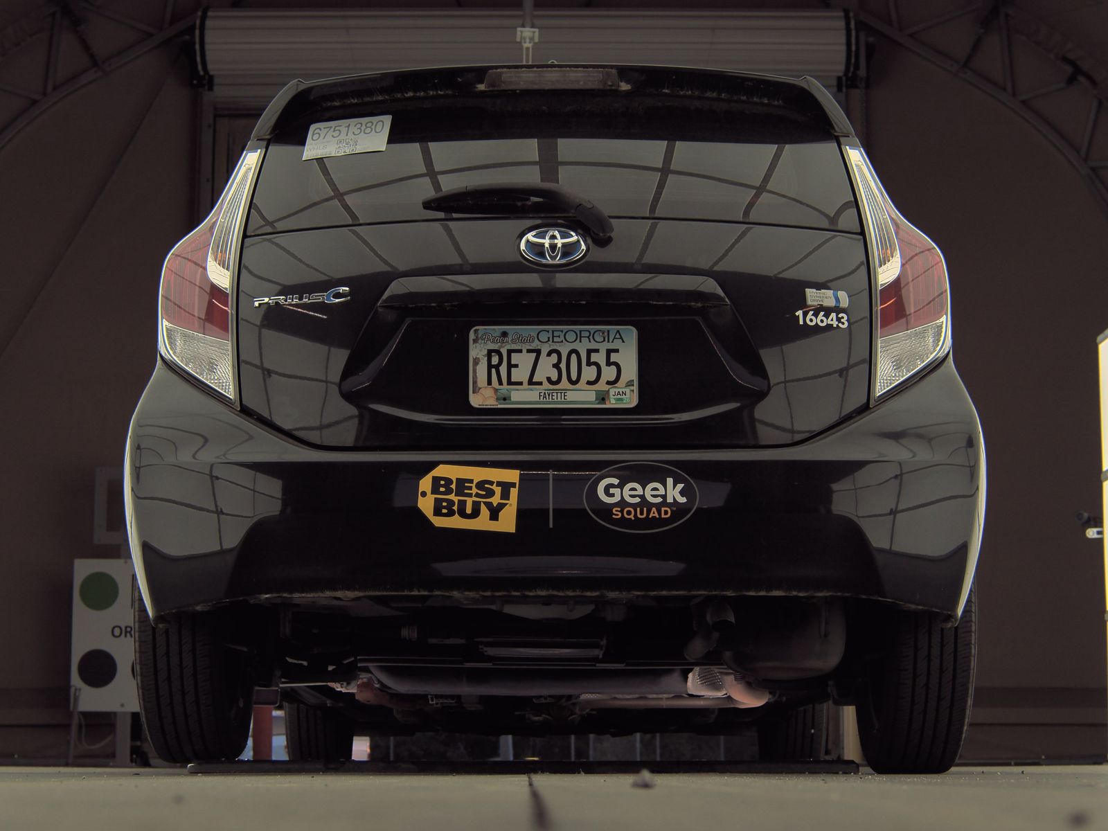 2016 Toyota Prius c Two FWD