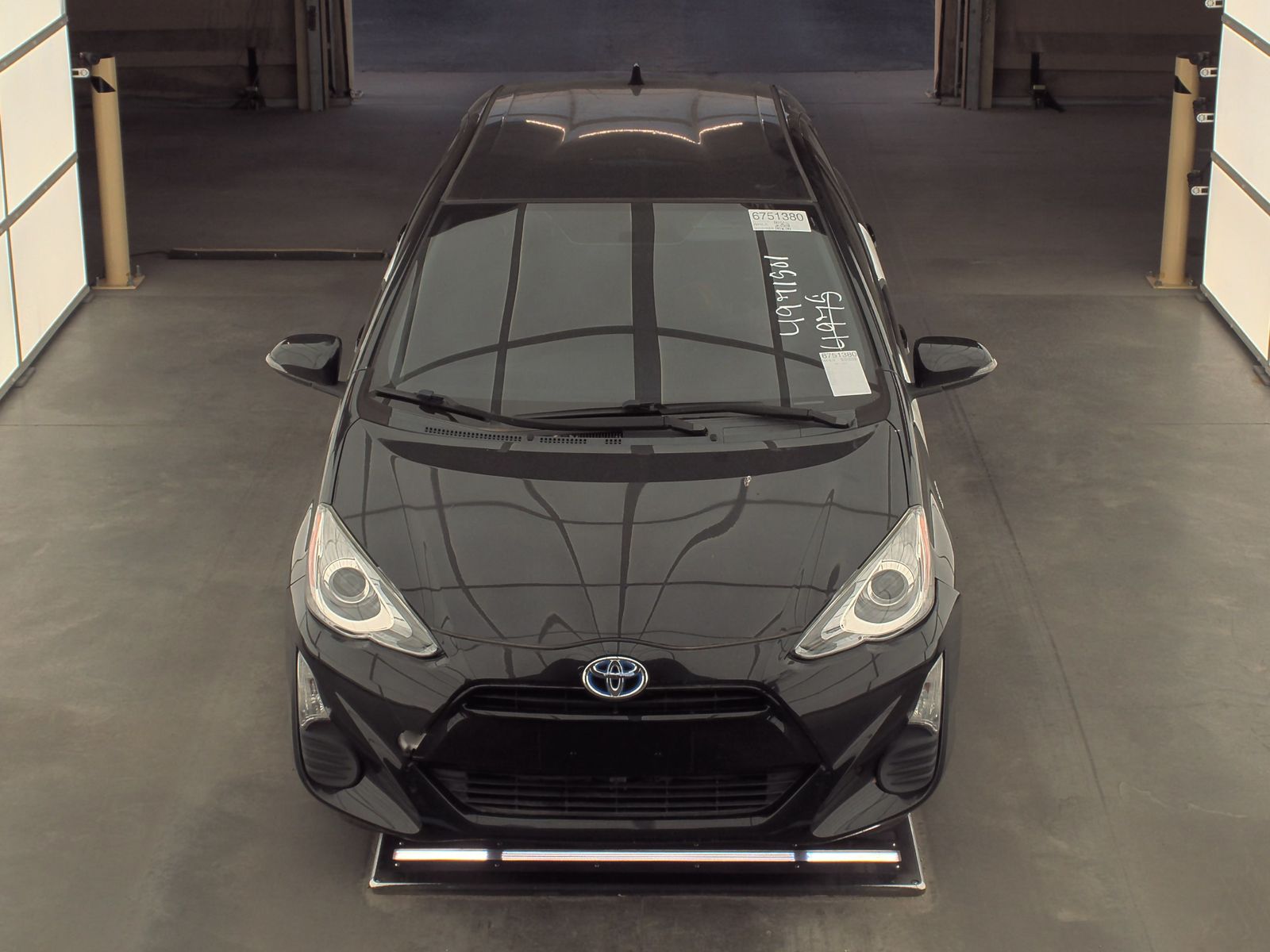 2016 Toyota Prius c Two FWD