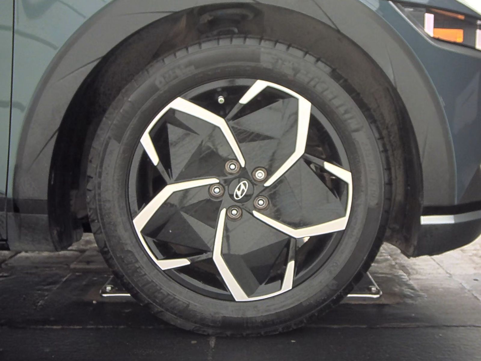 2023 Hyundai IONIQ 5 SEL RWD