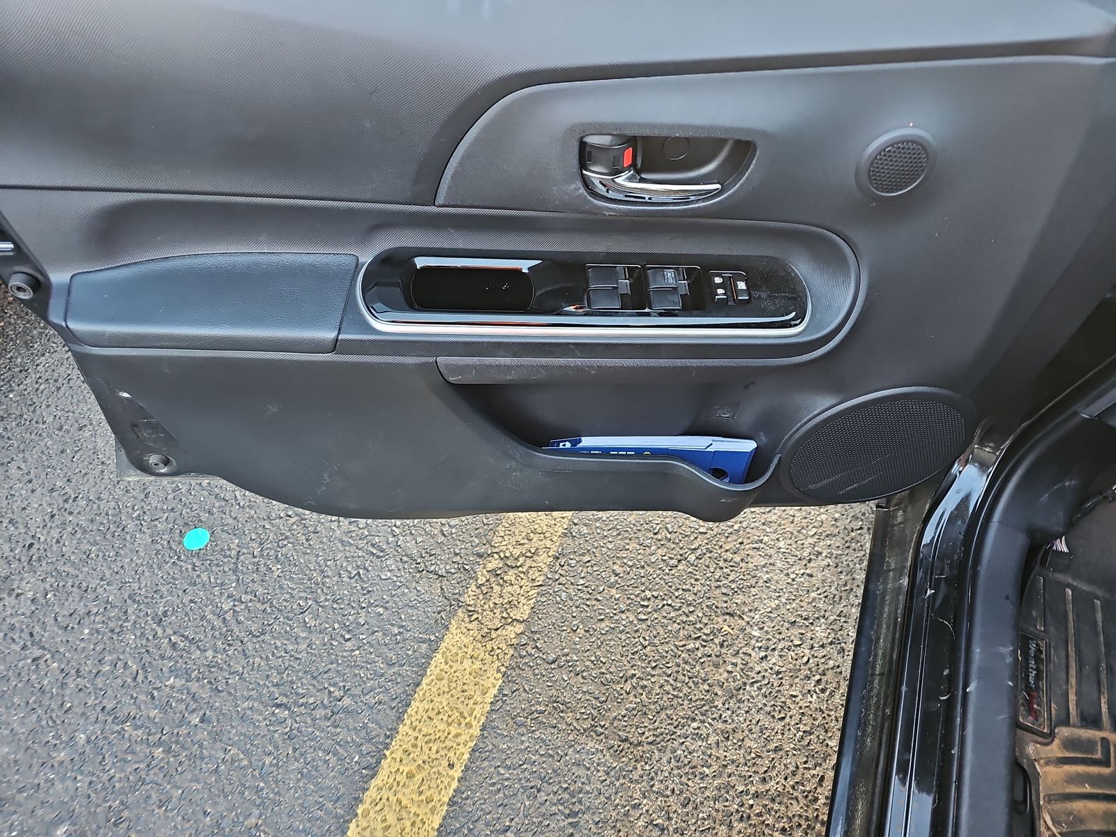 2016 Toyota Prius c Two FWD