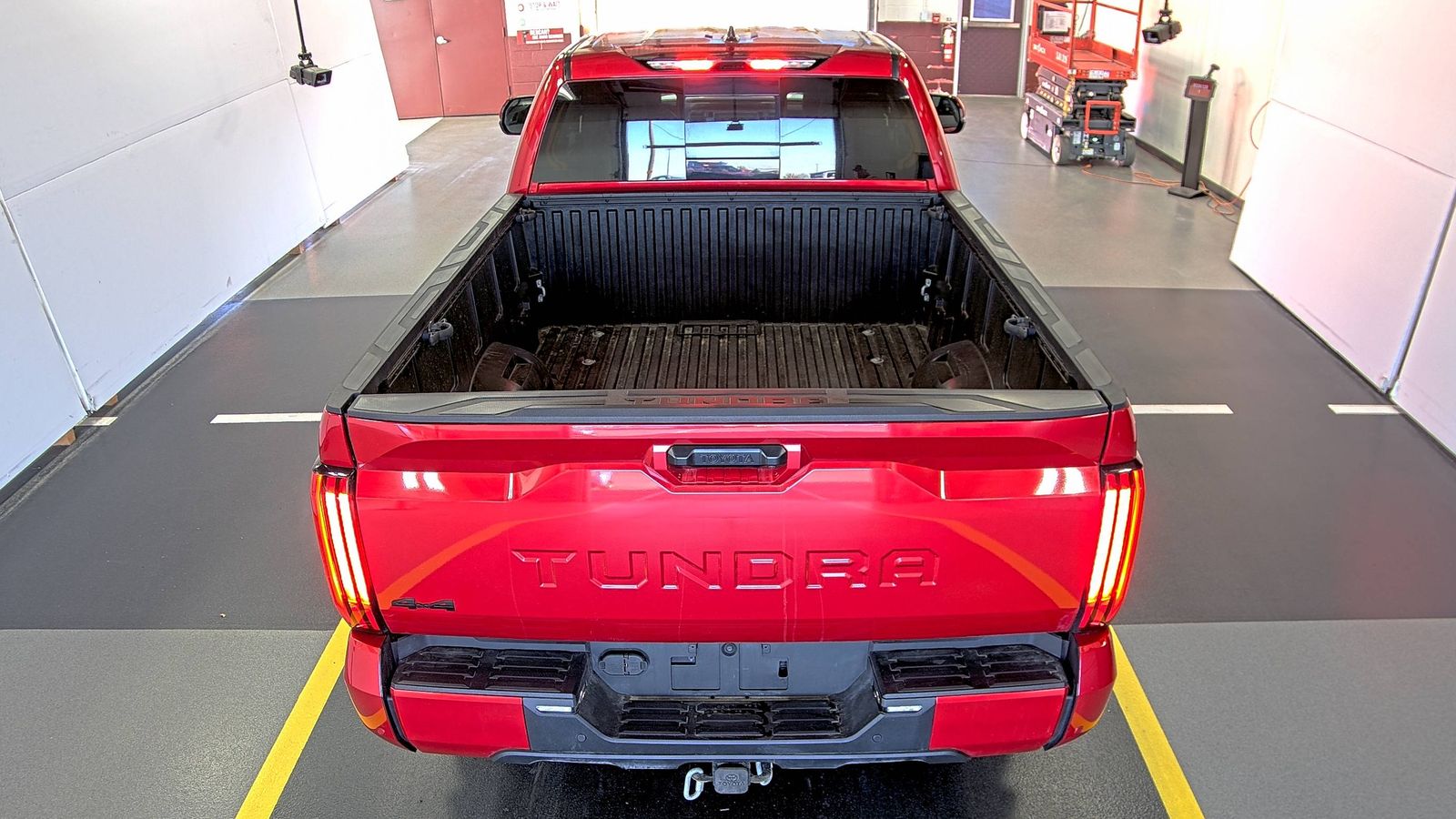 2023 Toyota Tundra SR AWD