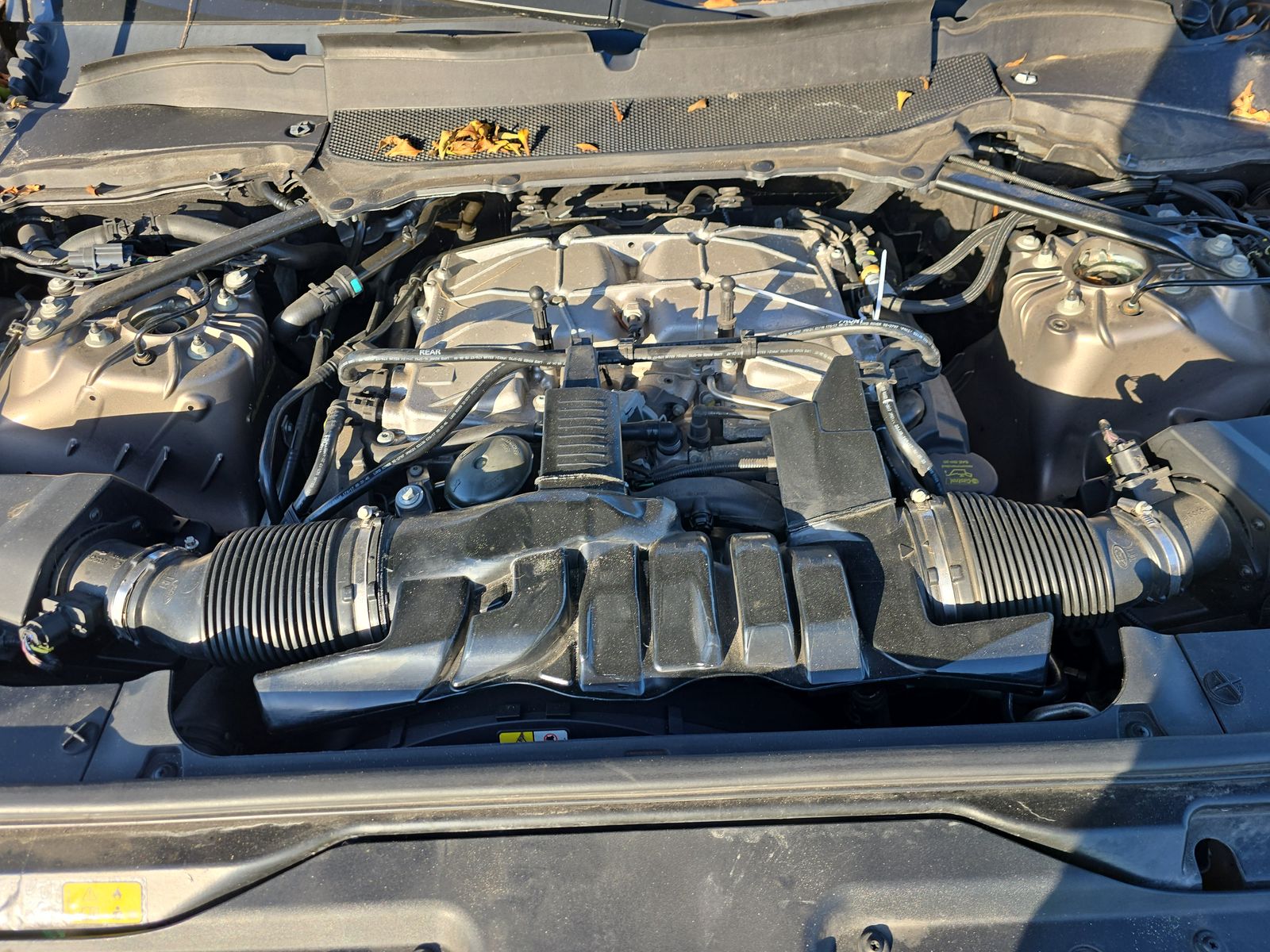 2017 Land Rover Discovery HSE Luxury AWD