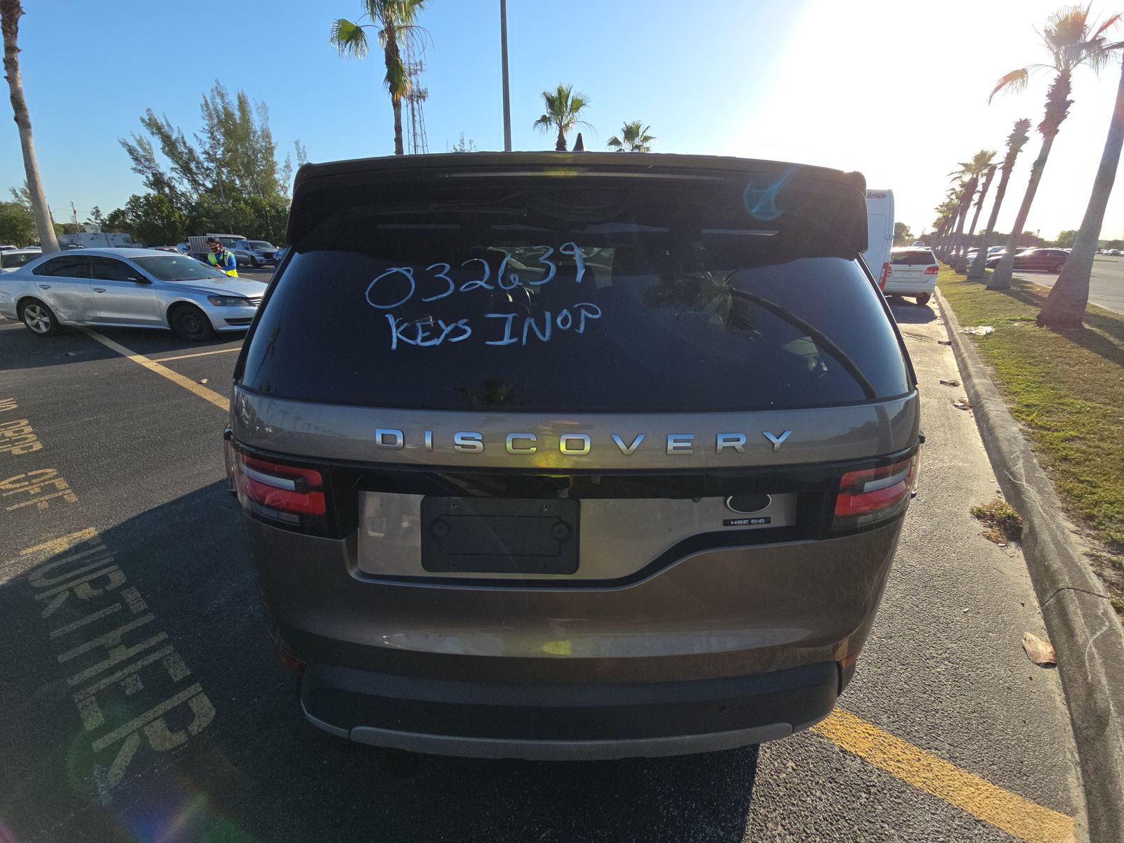 2017 Land Rover Discovery HSE Luxury AWD