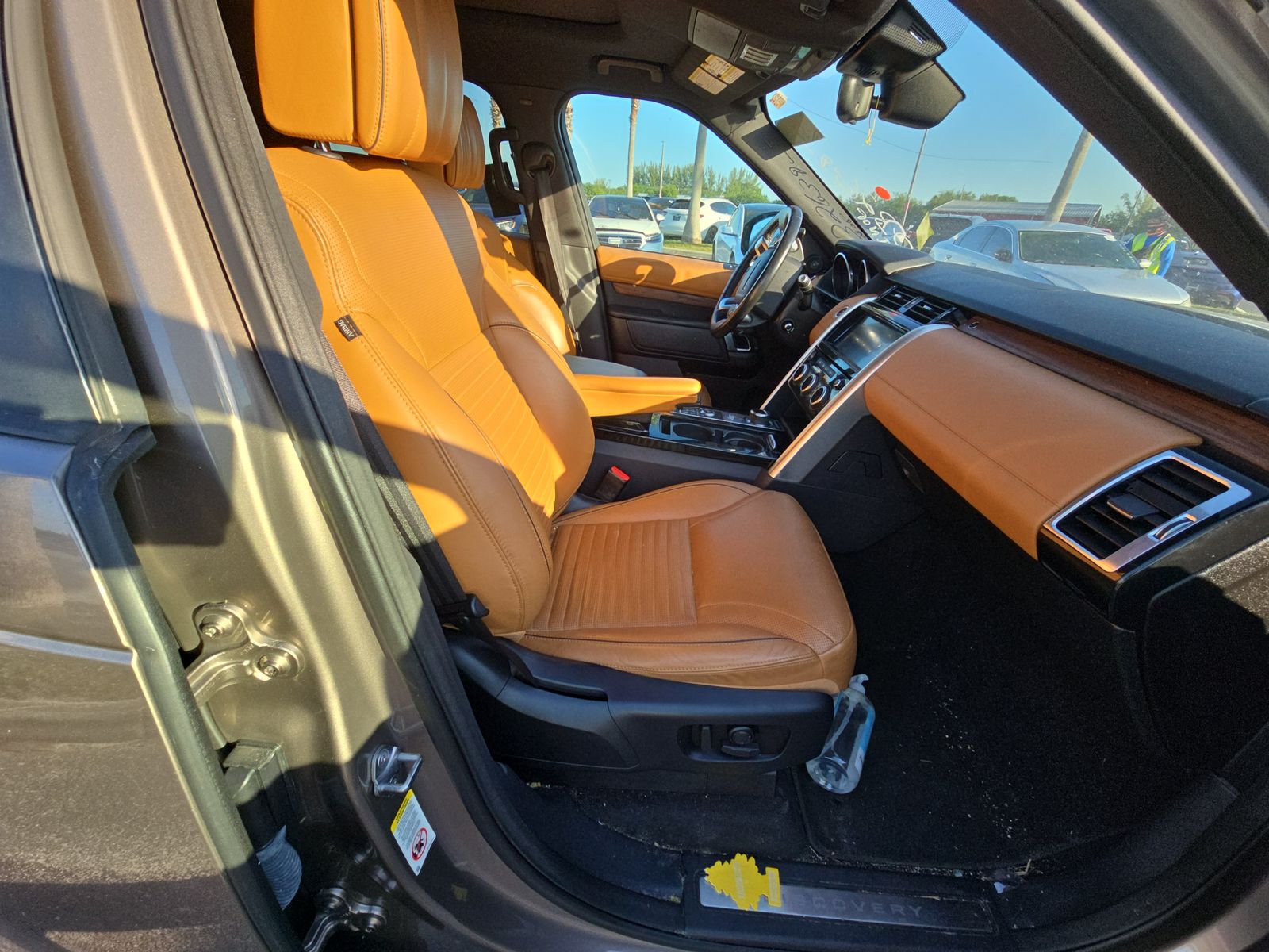 2017 Land Rover Discovery HSE Luxury AWD