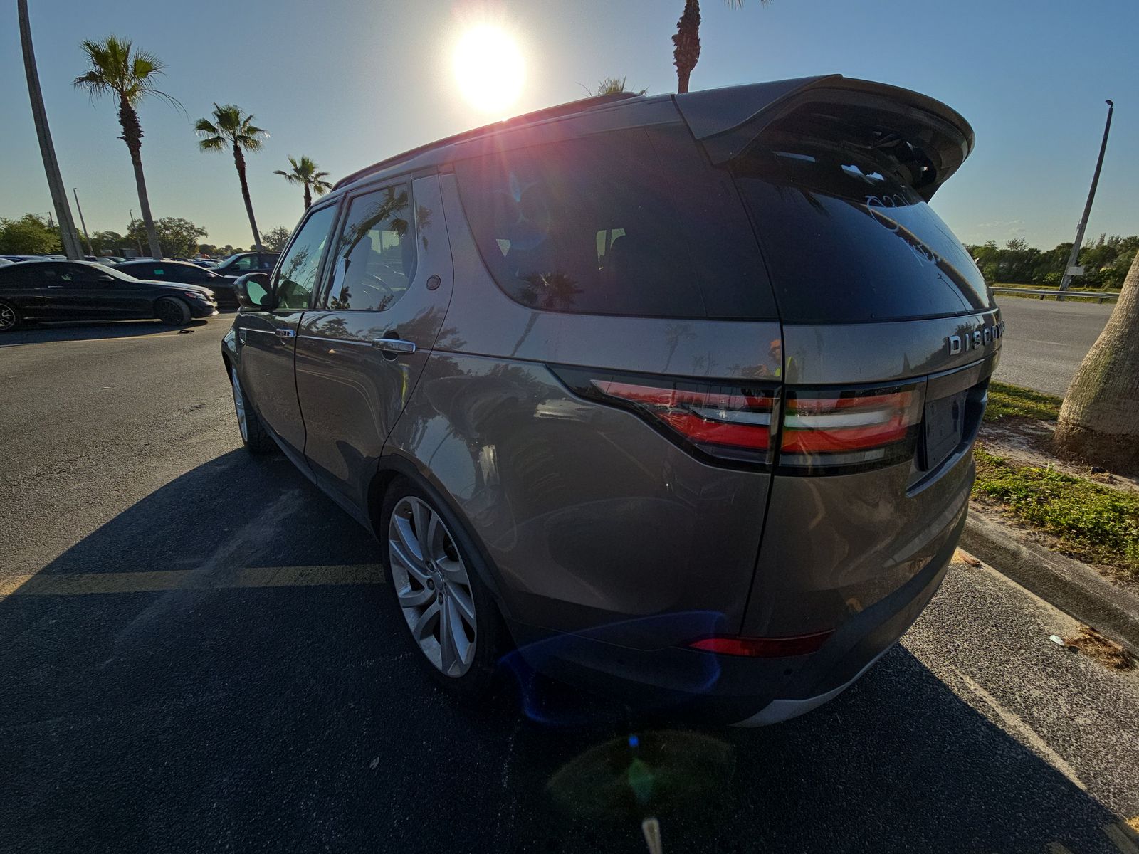 2017 Land Rover Discovery HSE Luxury AWD