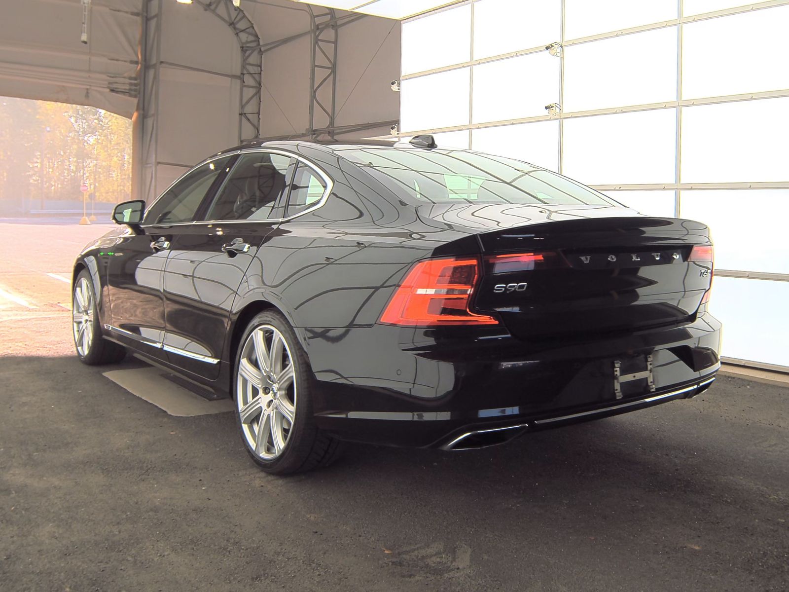 2017 Volvo S90 T6 Inscription AWD