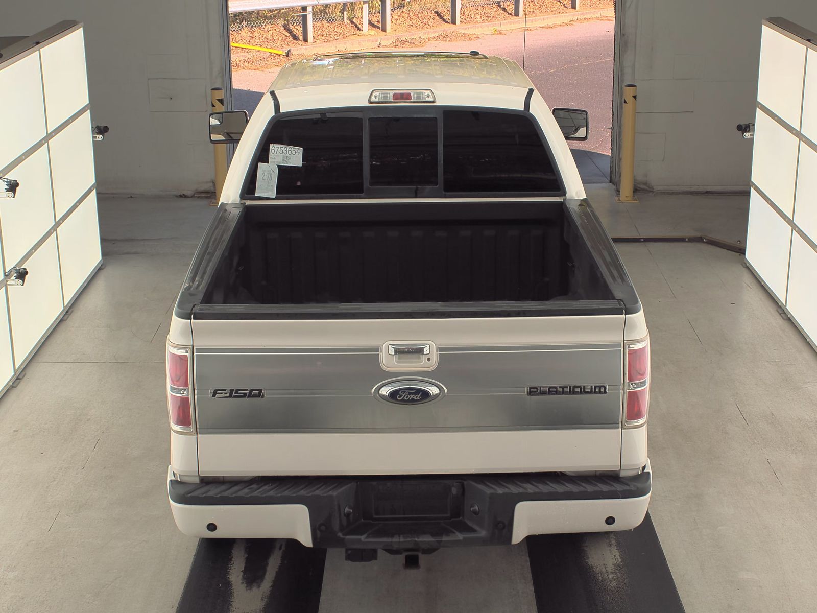 2014 Ford F-150 Platinum AWD