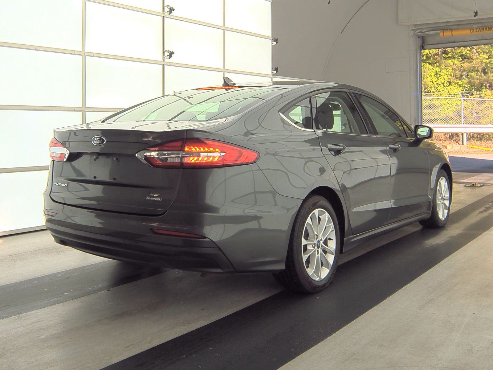 2020 Ford Fusion Hybrid SE FWD