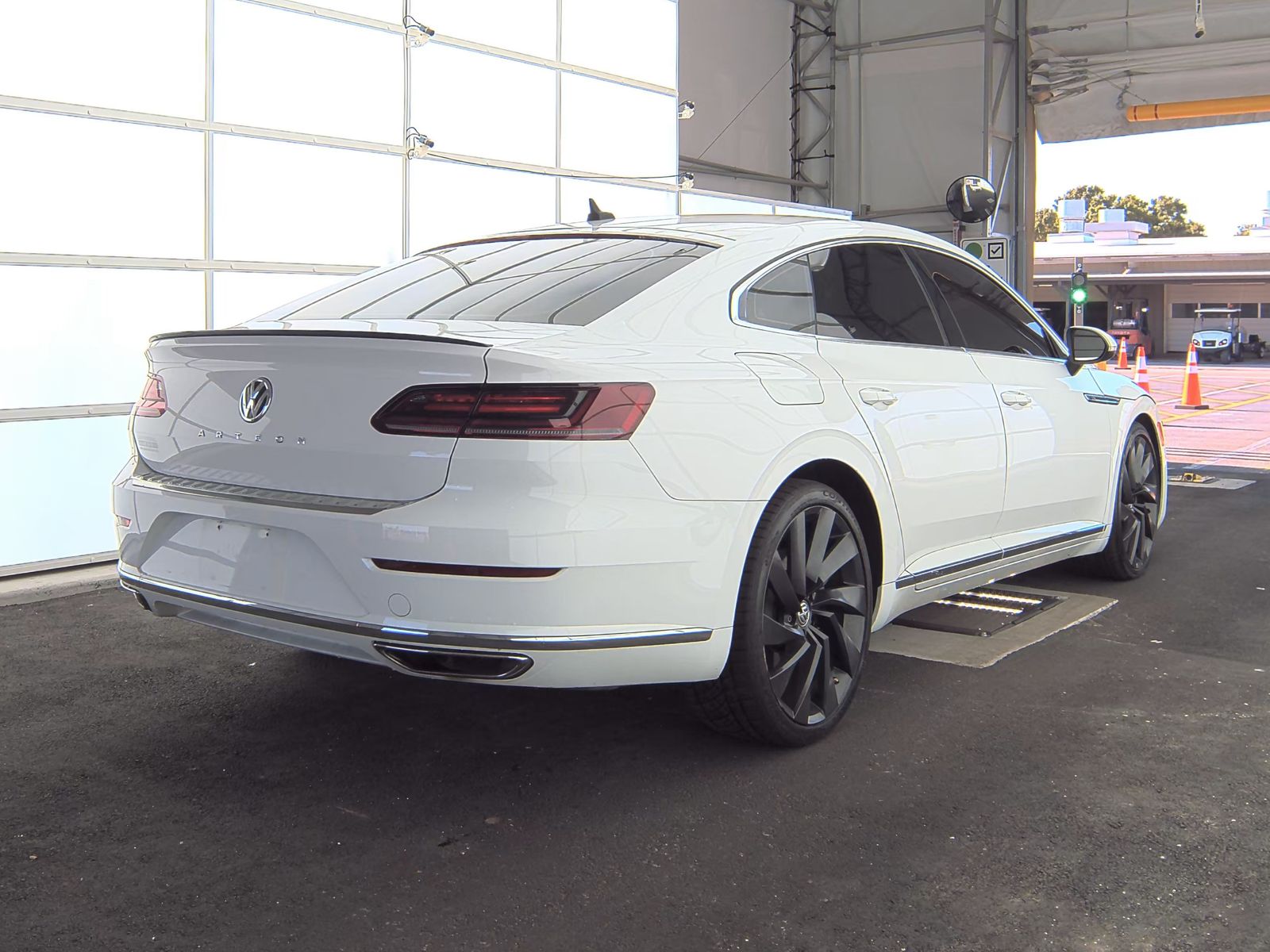 2019 Volkswagen Arteon 2.0T SE R-Line FWD