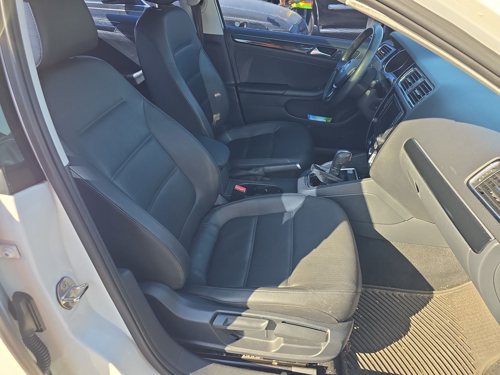 2016 Volkswagen Jetta 1.8T SEL FWD