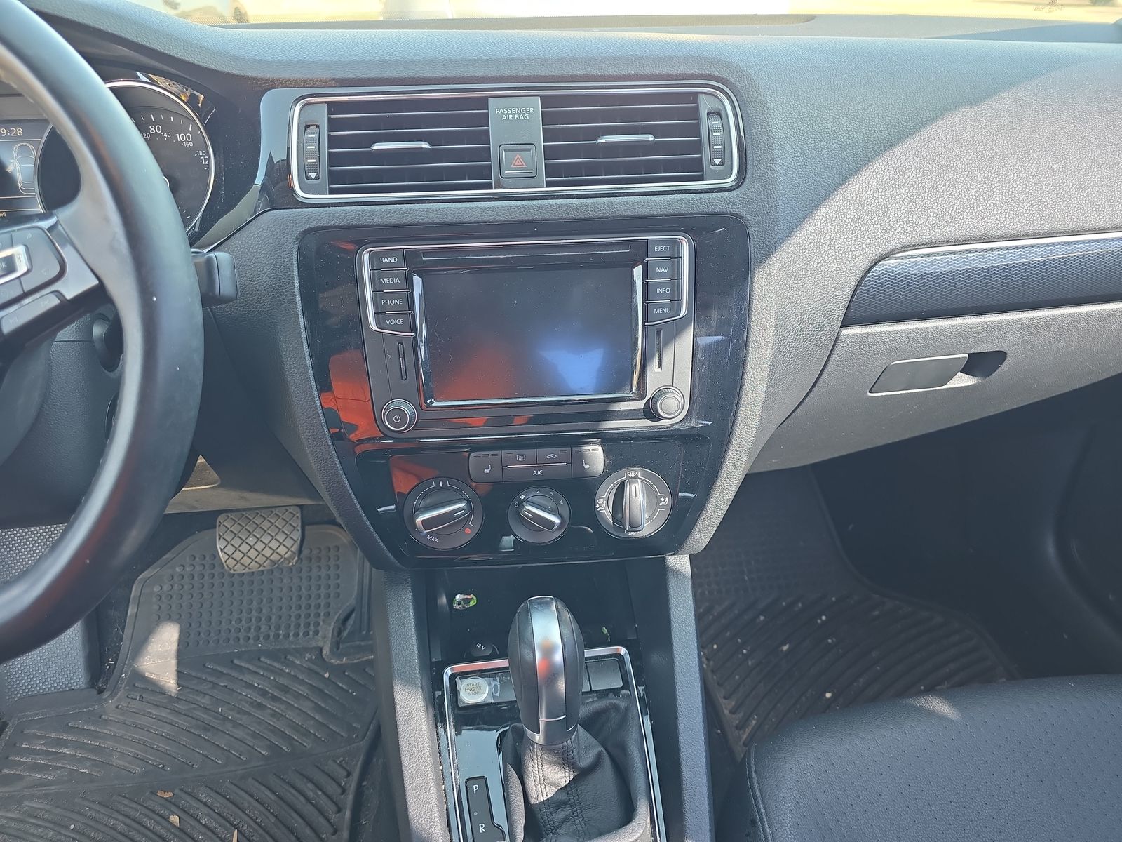 2016 Volkswagen Jetta 1.8T SEL FWD