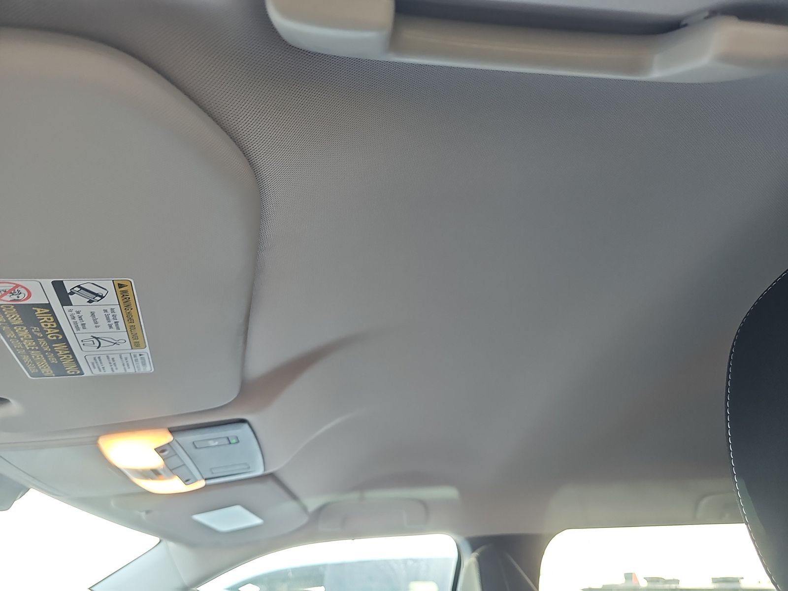 2024 Mitsubishi Outlander ES FWD