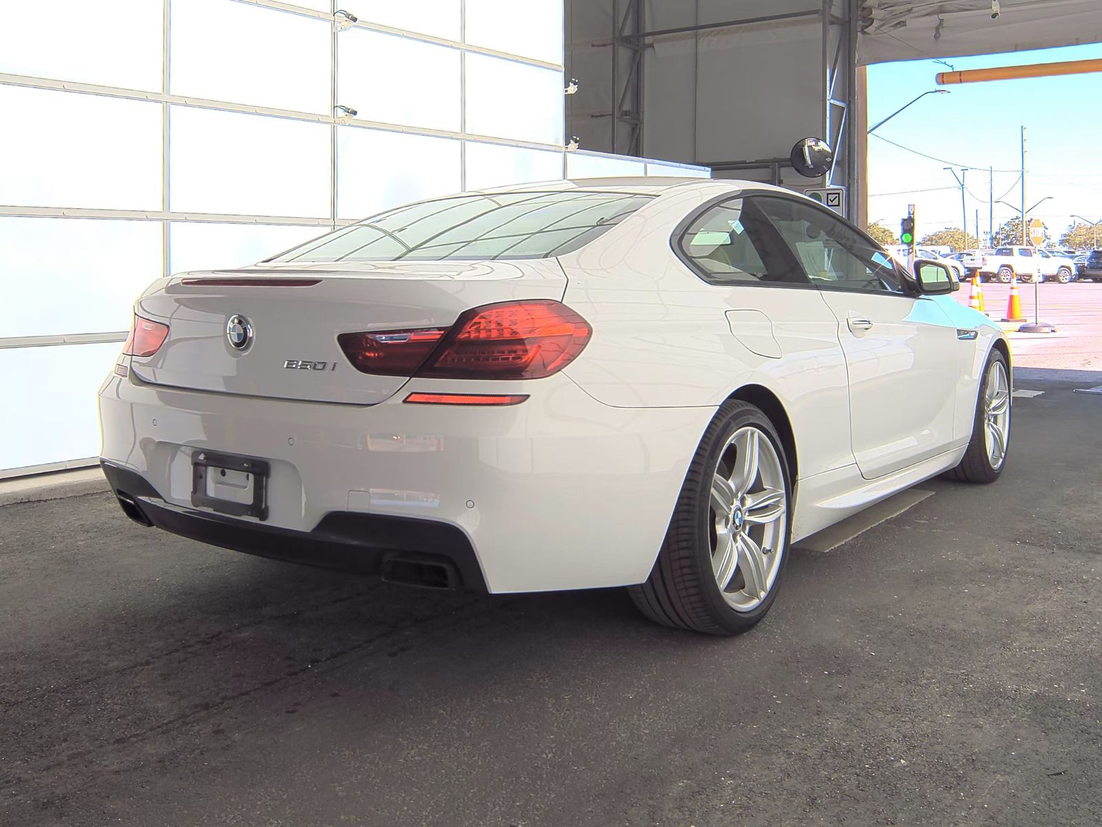 2015 BMW 6 Series 650i RWD