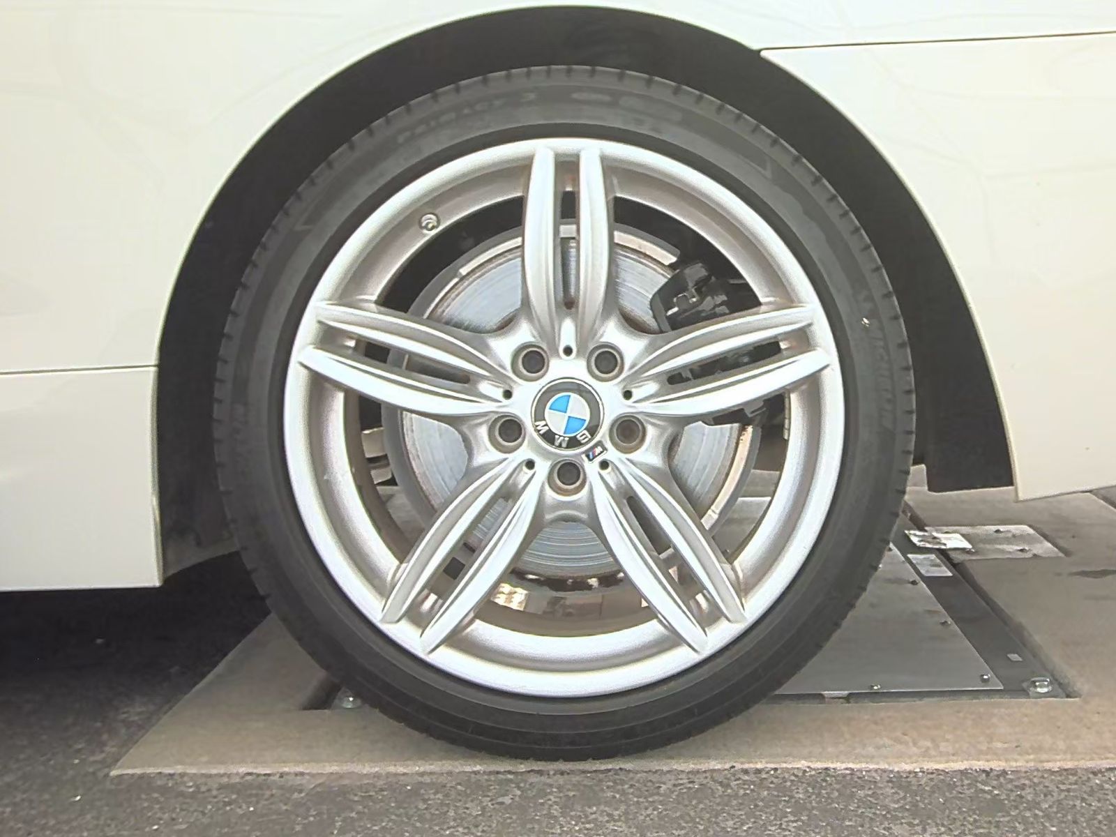 2015 BMW 6 Series 650i RWD