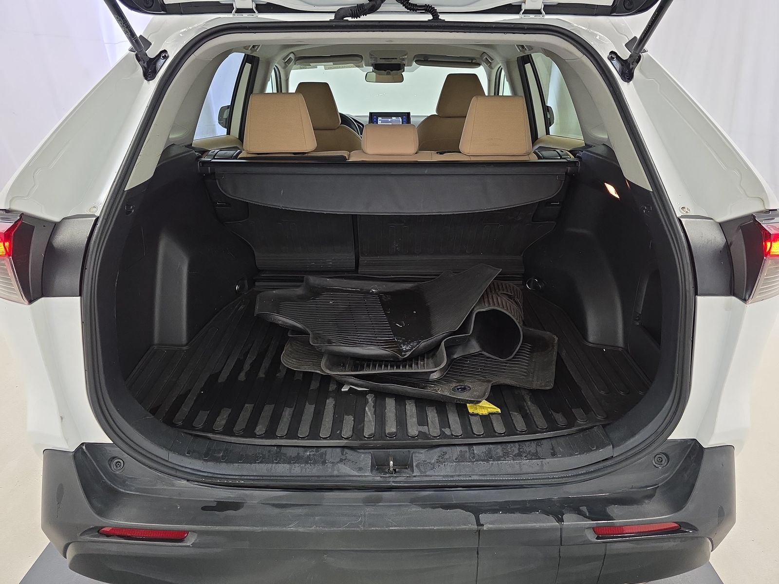 2021 Toyota RAV4 Hybrid LE AWD