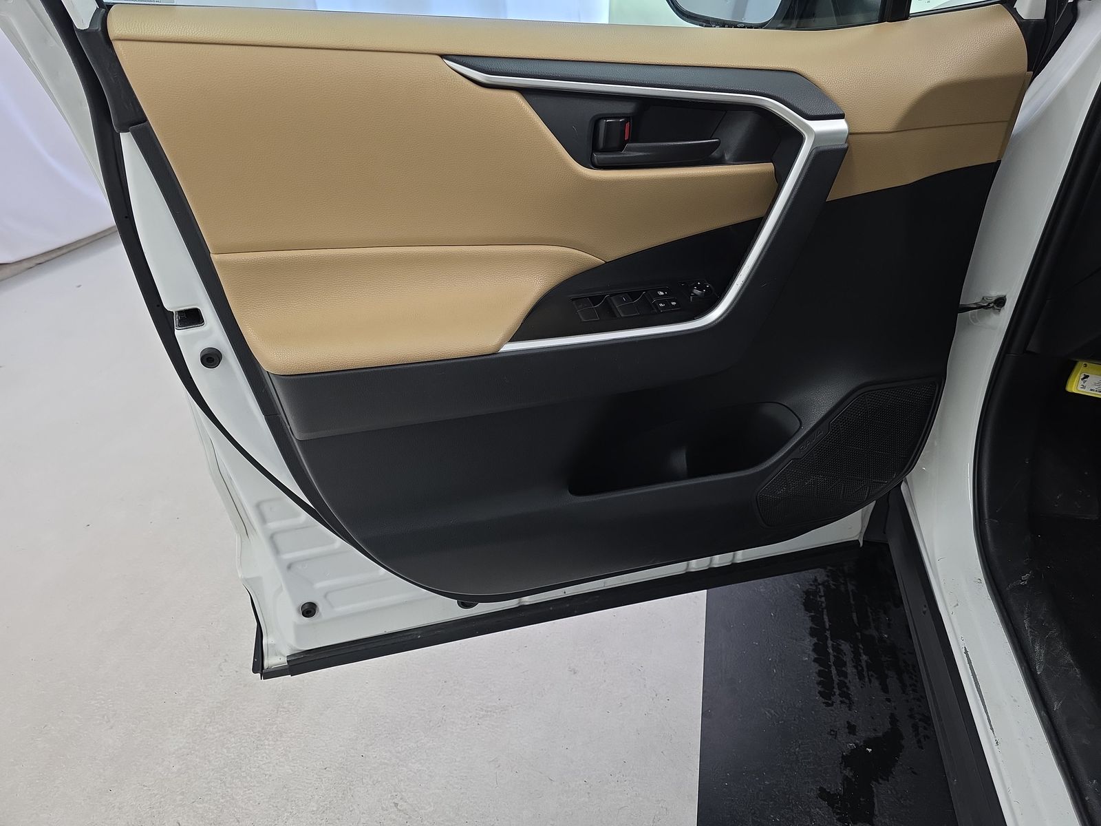 2021 Toyota RAV4 Hybrid LE AWD