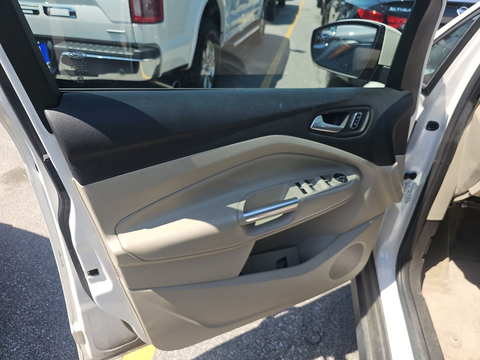2014 Ford C-MAX Hybrid SE FWD