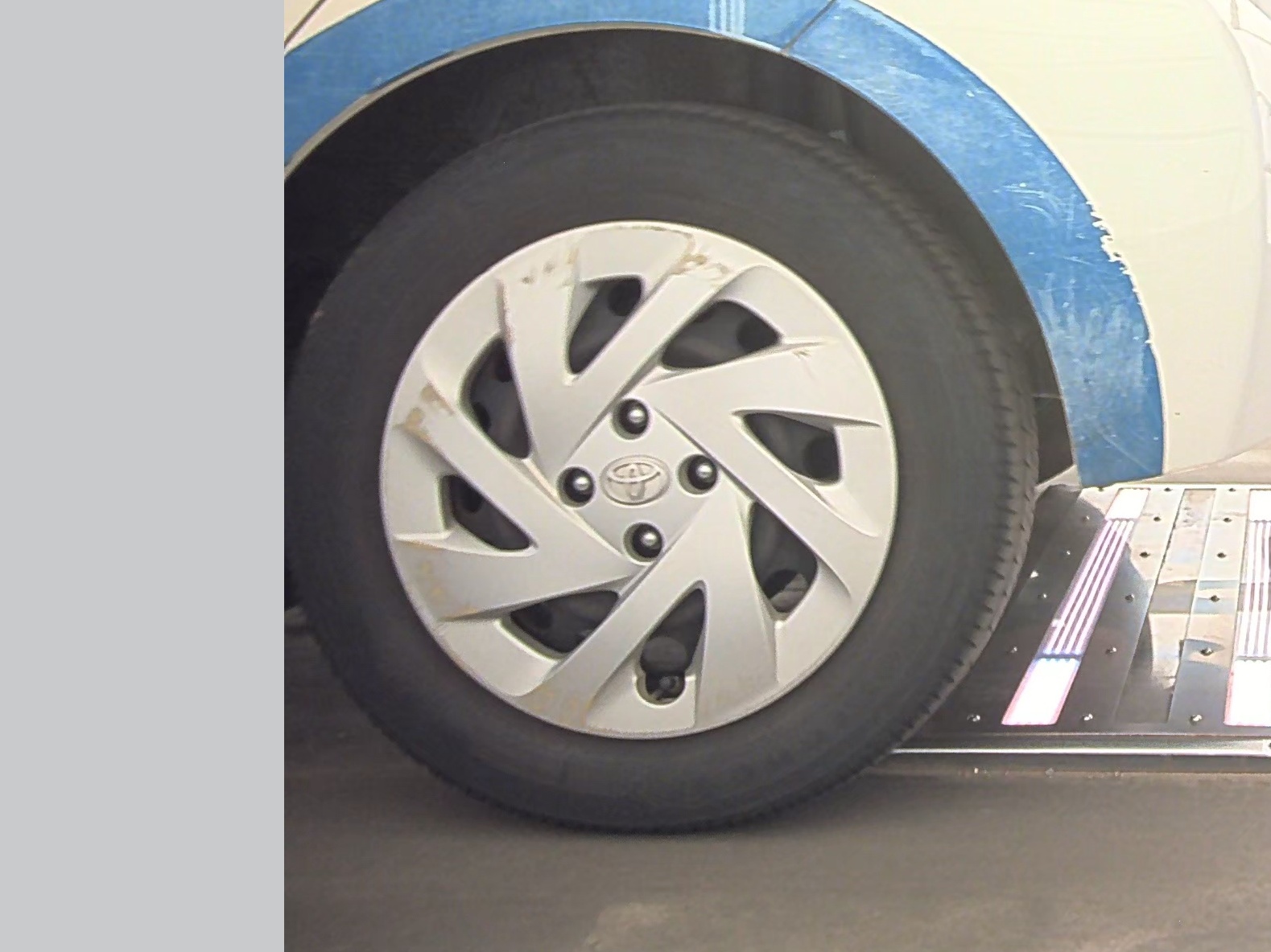 2016 Toyota Prius c Two FWD