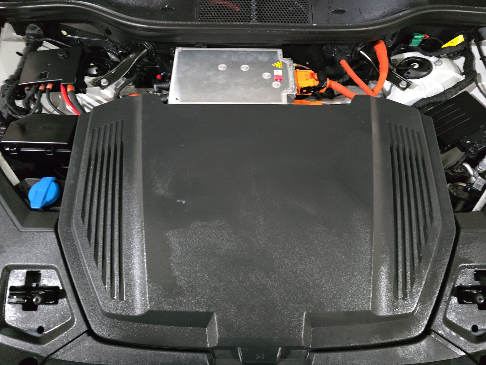 2021 Audi e-tron Premium AWD