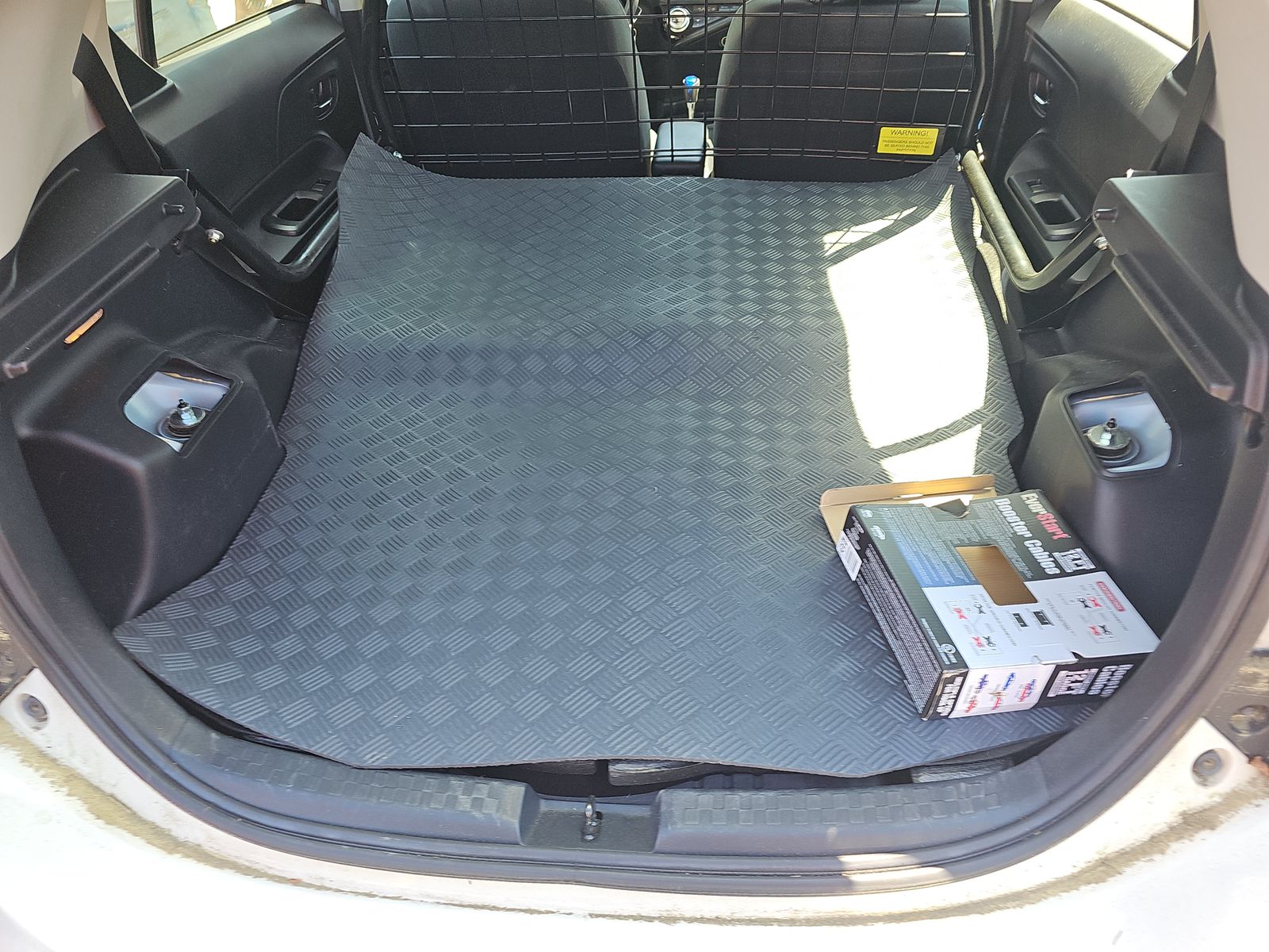 2016 Toyota Prius c Two FWD