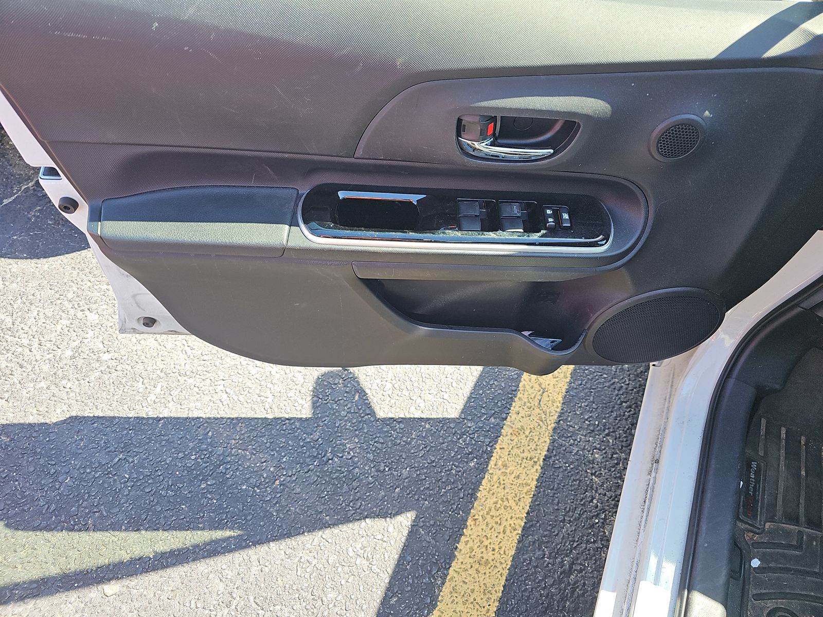 2016 Toyota Prius c Two FWD