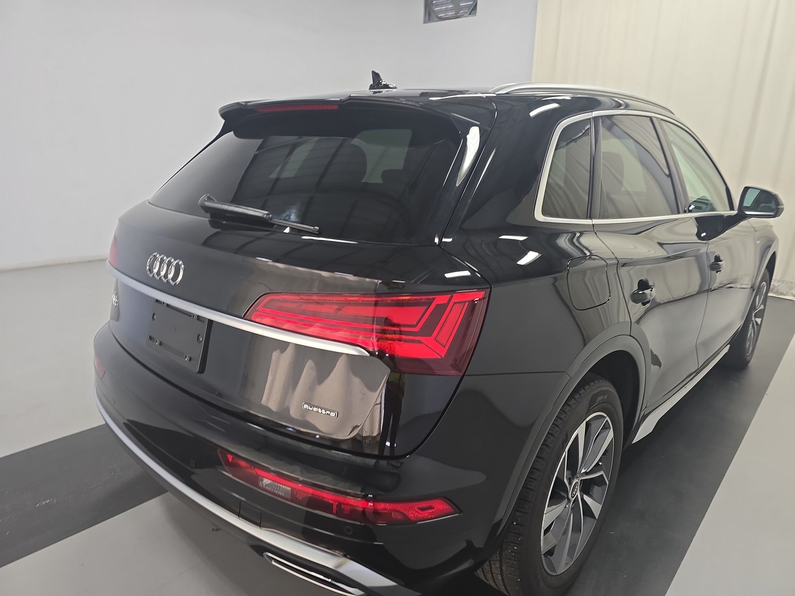 2022 Audi Q5 S line Premium Plus AWD
