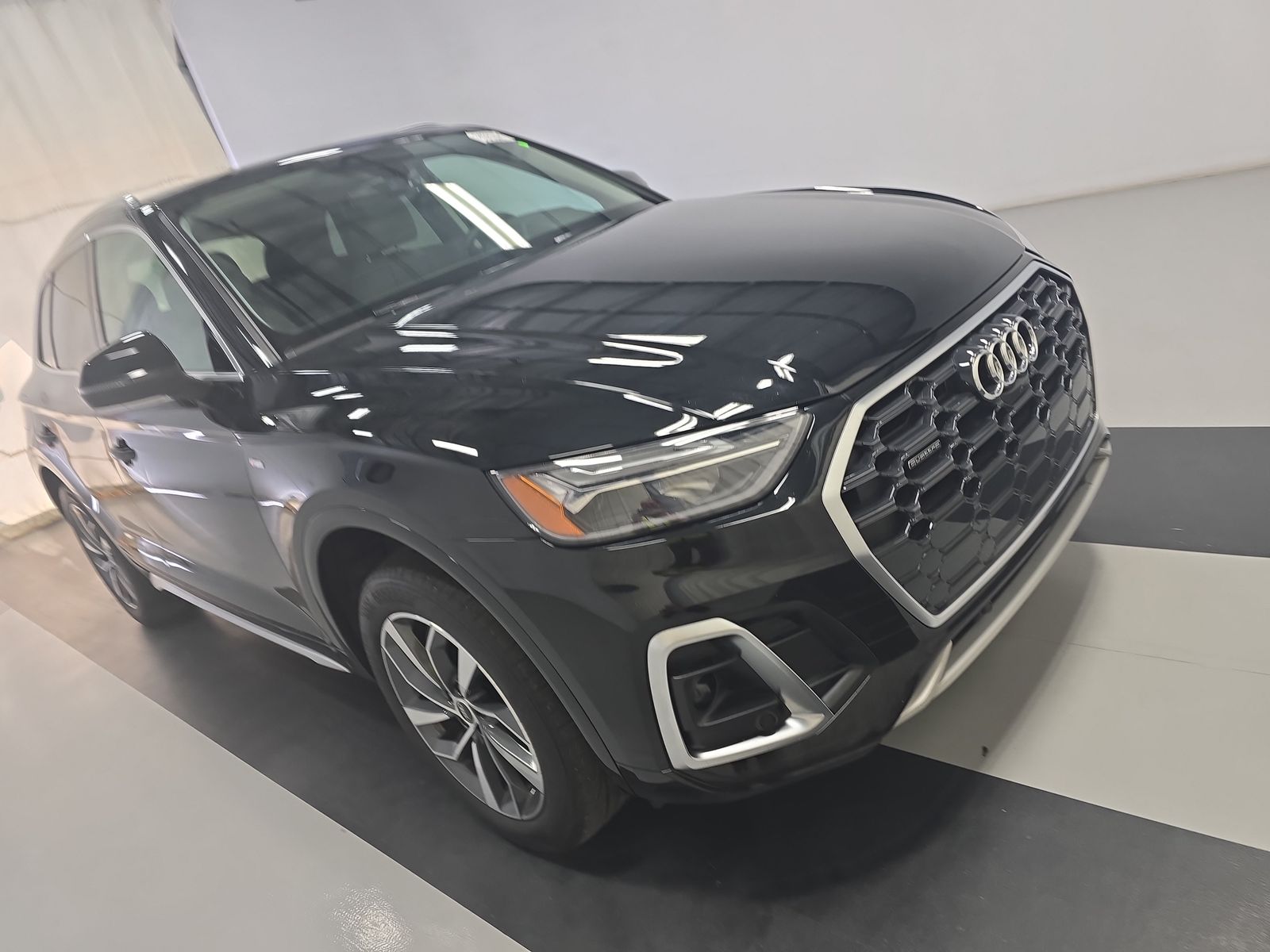 2022 Audi Q5 S line Premium Plus AWD
