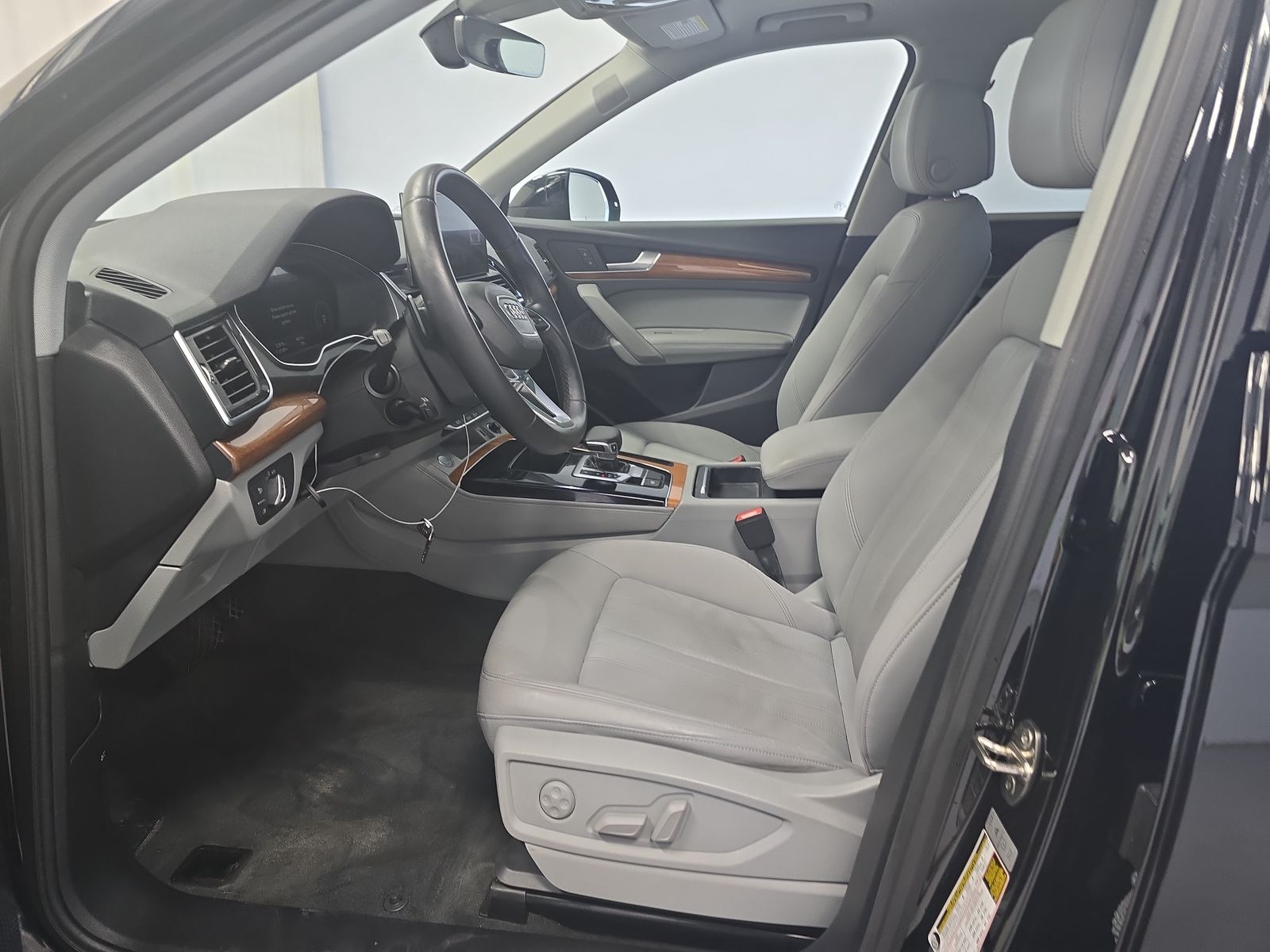 2022 Audi Q5 S line Premium Plus AWD