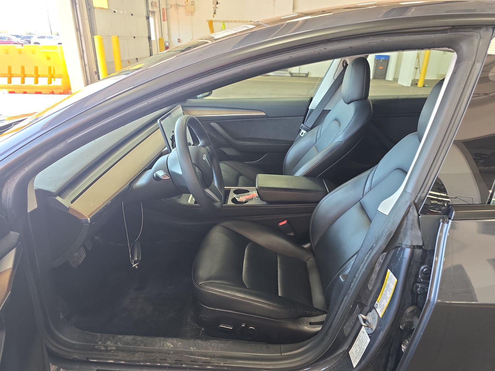 2021 Tesla Model 3 Standard Range Plus FWD