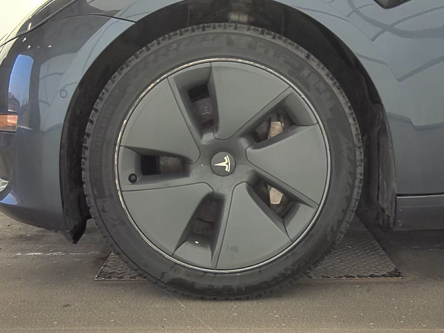 2021 Tesla Model 3 Standard Range Plus FWD
