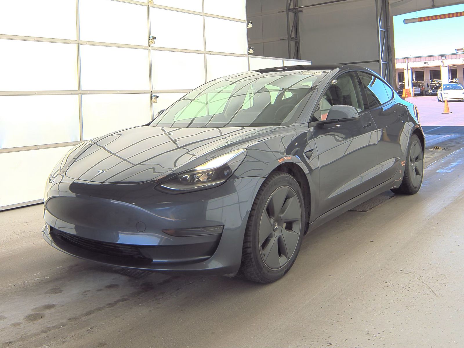 2021 Tesla Model 3 Standard Range Plus FWD