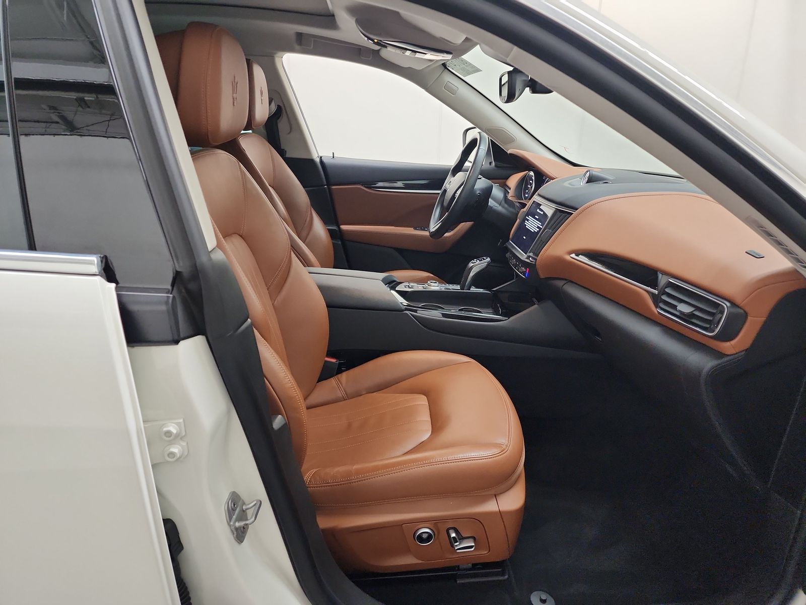 2021 Maserati Levante Base AWD