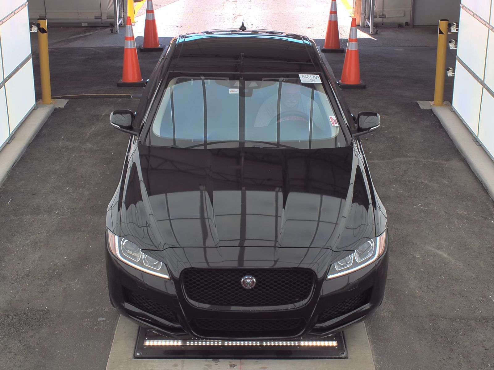 2017 Jaguar XF 20d Premium FWD