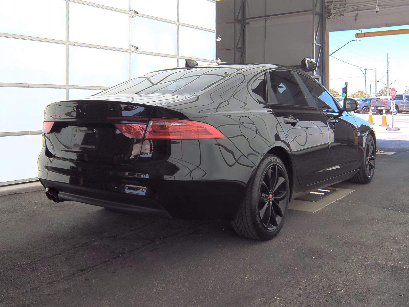 2017 Jaguar XF 20d Premium FWD