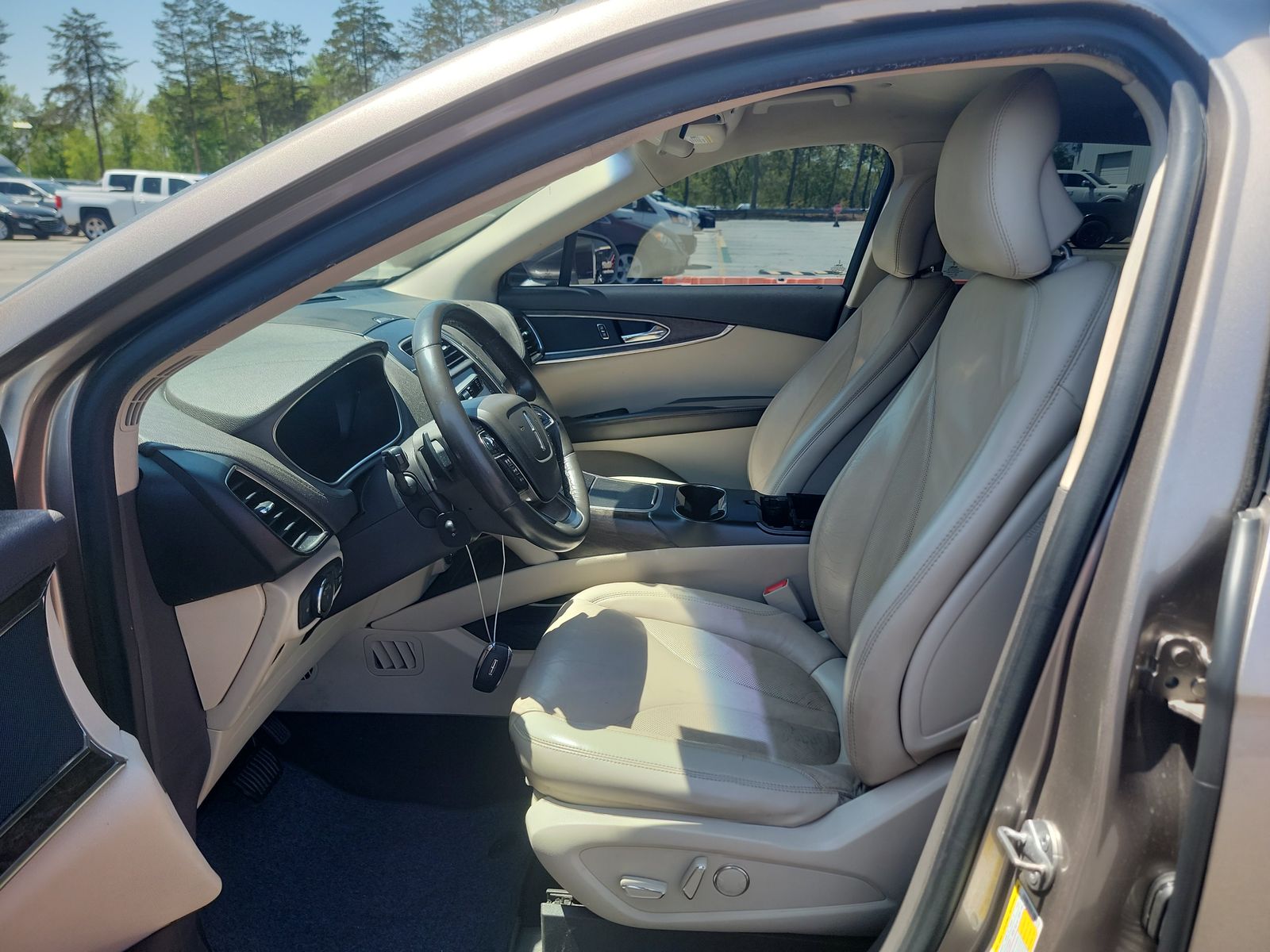 2019 Lincoln Nautilus Select FWD