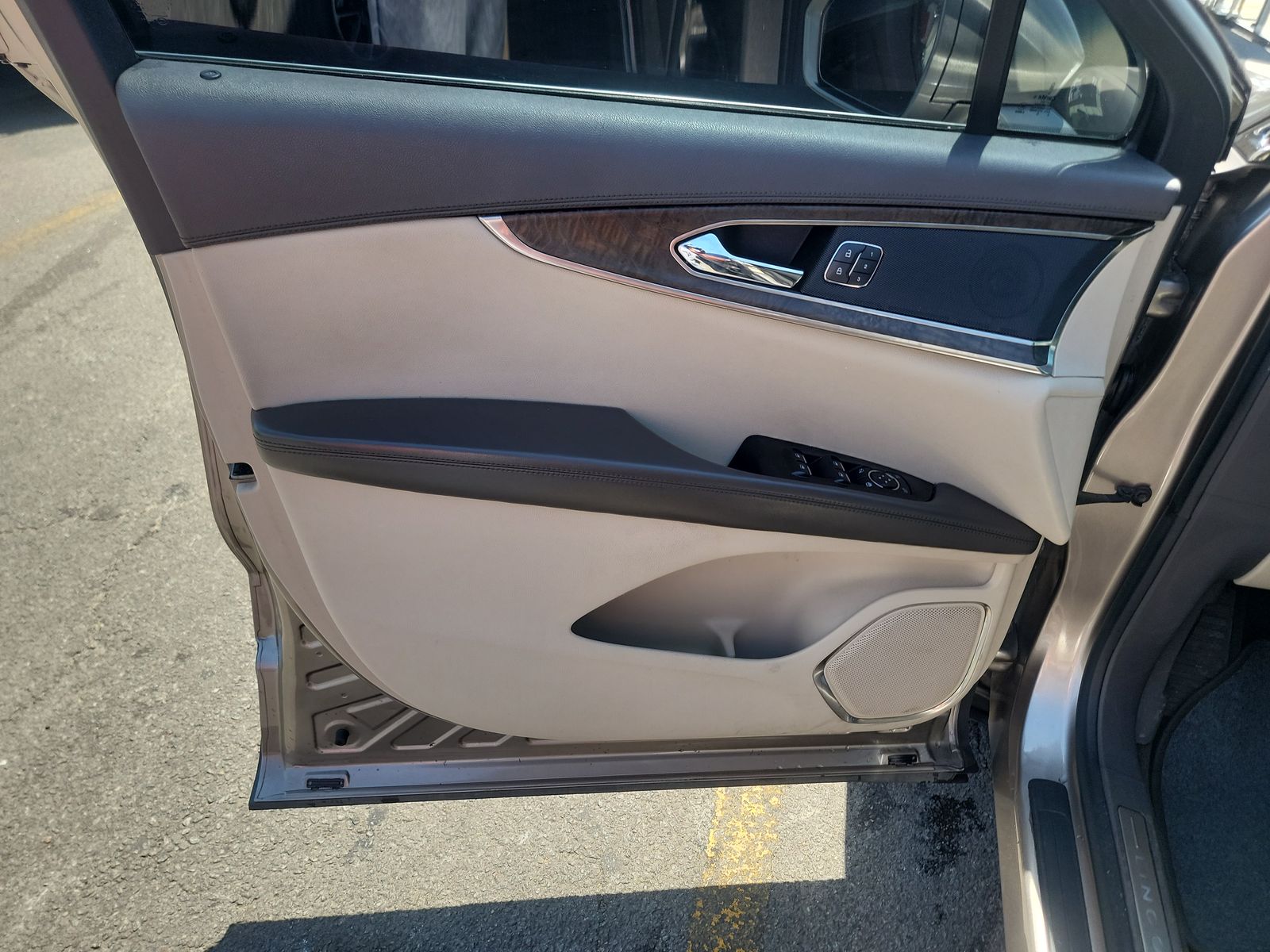 2019 Lincoln Nautilus Select FWD