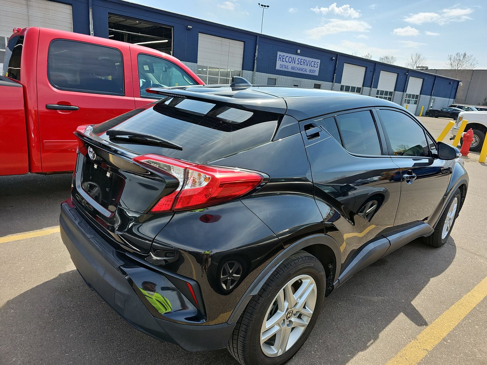 2021 Toyota C-HR LE FWD