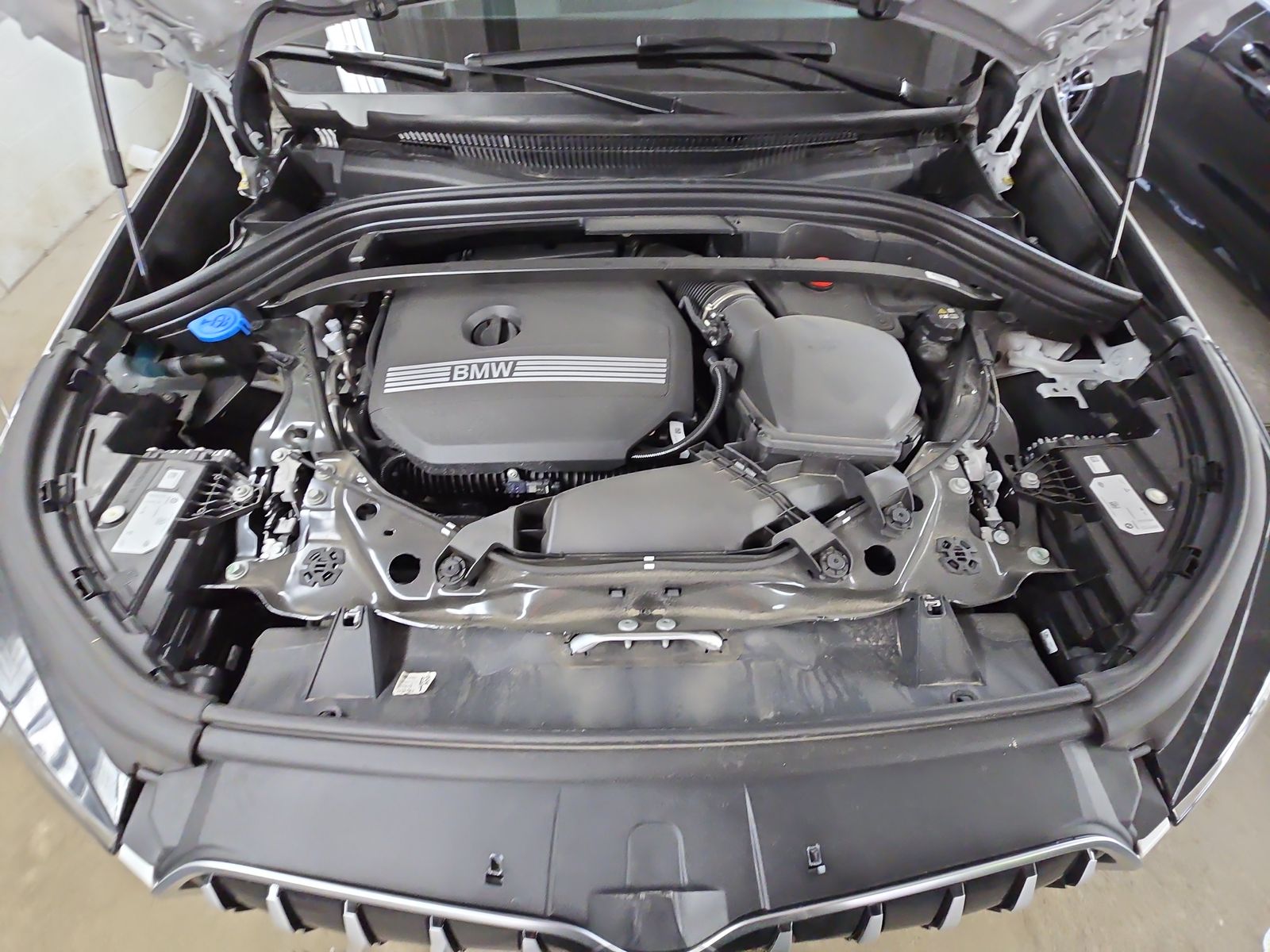 2025 BMW X1 xDrive28i AWD