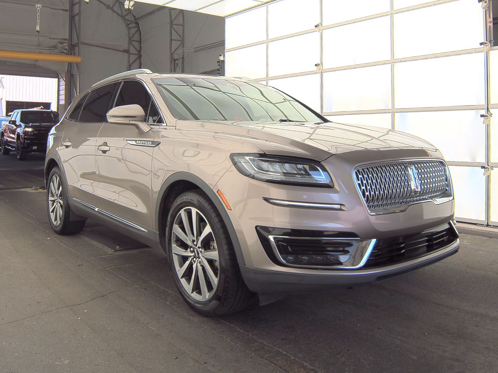 2019 Lincoln Nautilus Select FWD
