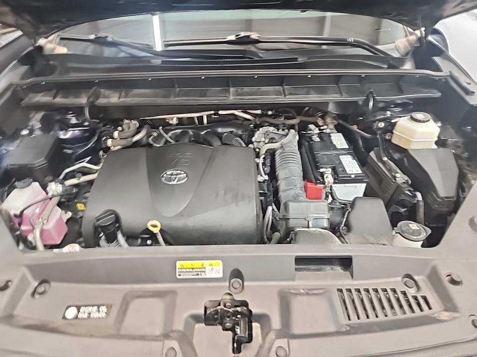 2021 Toyota Highlander LE AWD