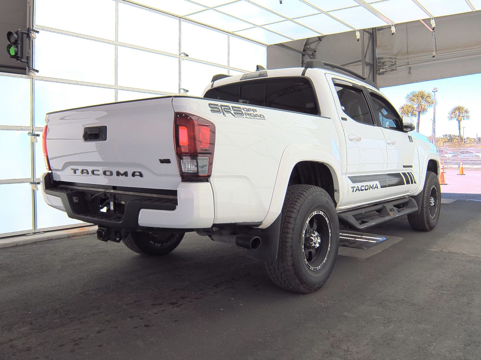 2022 Toyota Tacoma SR5 RWD
