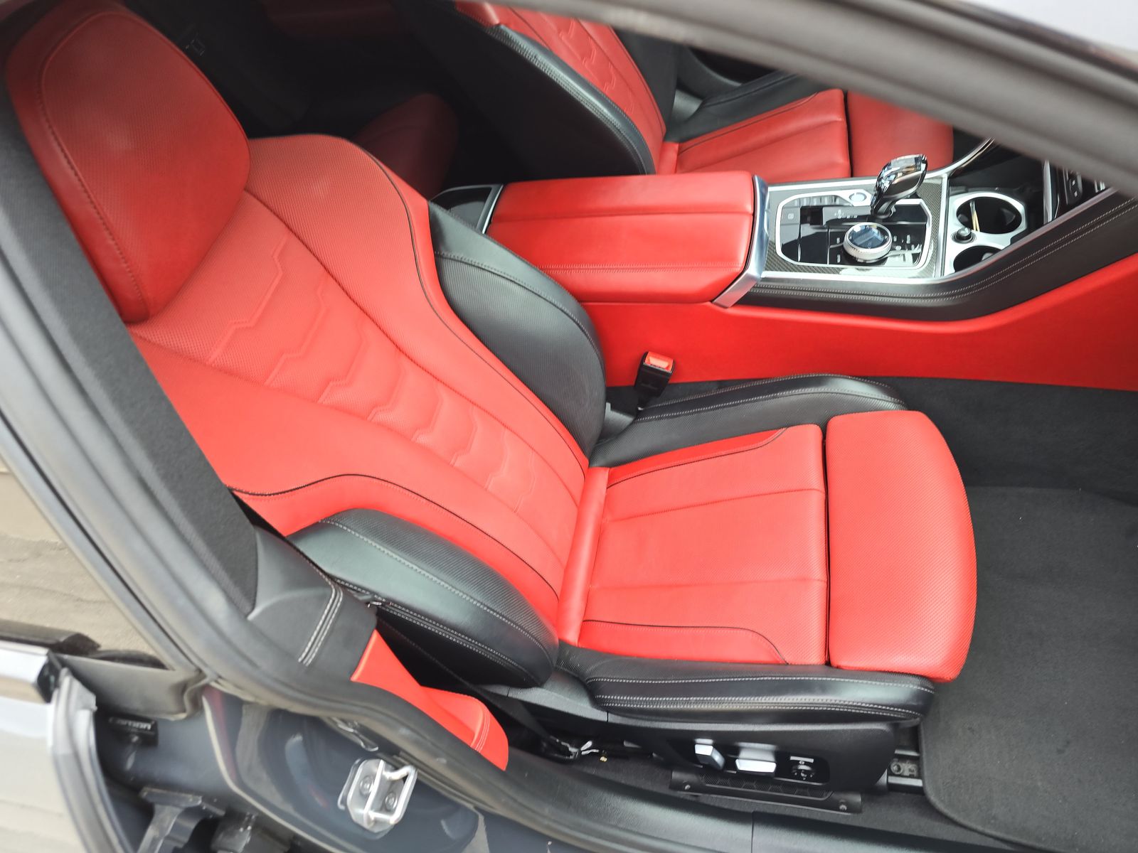 2023 BMW 8 Series M850i xDrive AWD