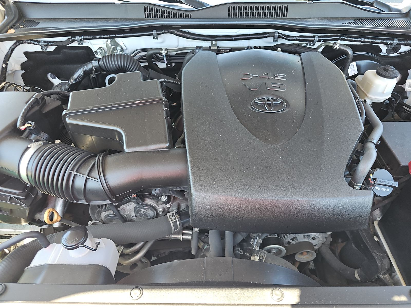 2022 Toyota Tacoma SR5 RWD