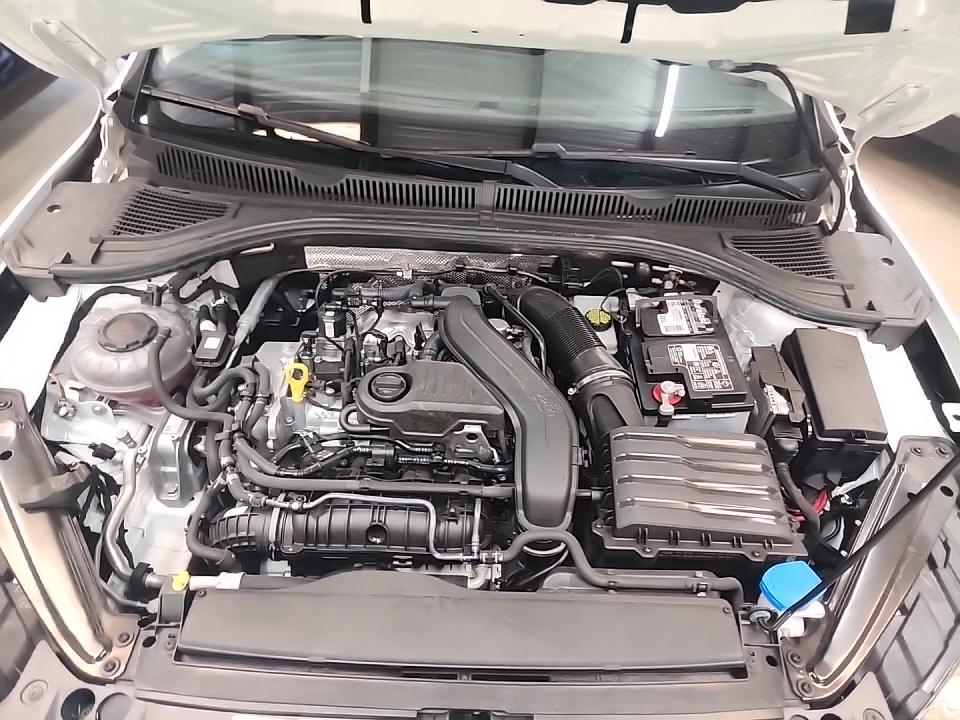 2022 Volkswagen Jetta 1.5T SEL FWD