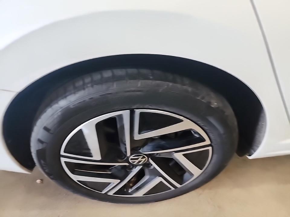2022 Volkswagen Jetta 1.5T SEL FWD